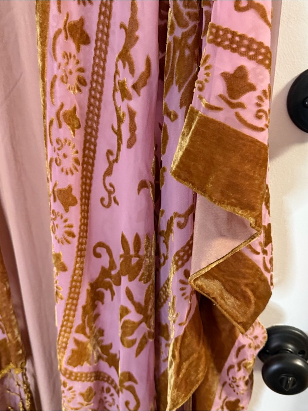 Free People Boho Tassel Kimono in Mauve with Gold Velvet Trim - Picture 6 of 8